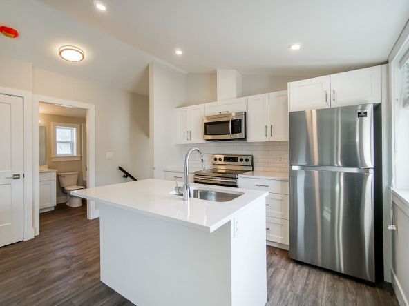 34110 Larch Street Abbotsford-43