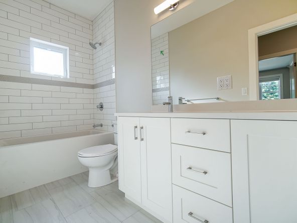 34110 Larch Street Abbotsford-29