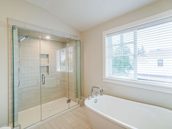 34110 Larch Street Abbotsford-24