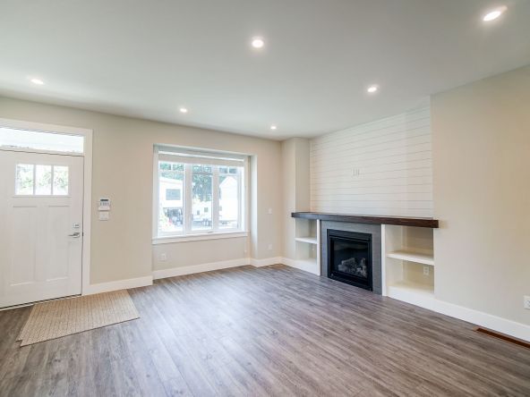 34110 Larch Street Abbotsford-15