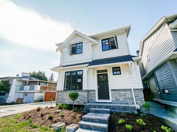 34110 Larch Street Abbotsford-3