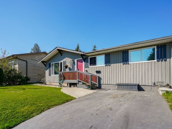 32743 Badger Avenue Mission-2