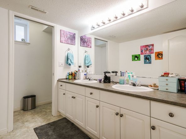 36068 Marshall Road Abbotsford edit-38