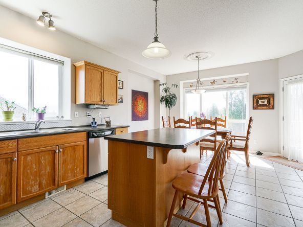 36068 Marshall Road Abbotsford edit-12