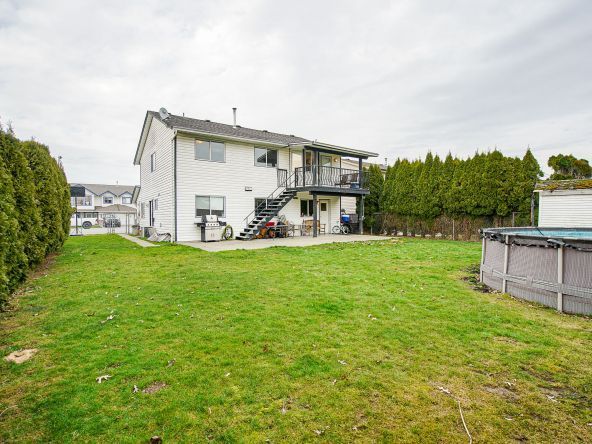34746 1 Avenue Abbotsford-33
