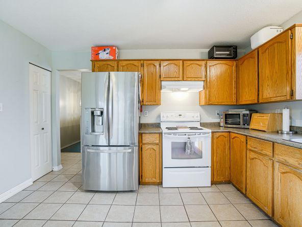 34746 1 Avenue Abbotsford-11