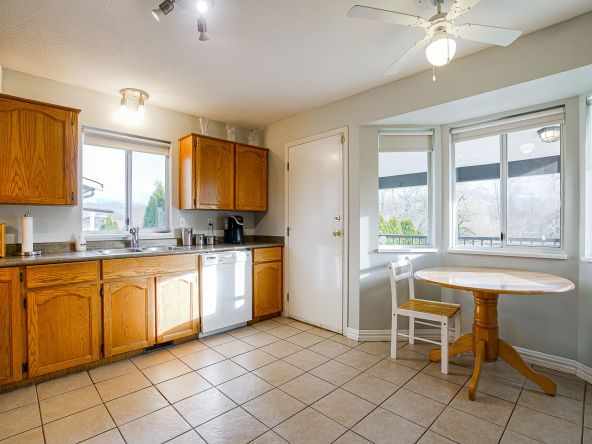 34746 1 Avenue Abbotsford-9