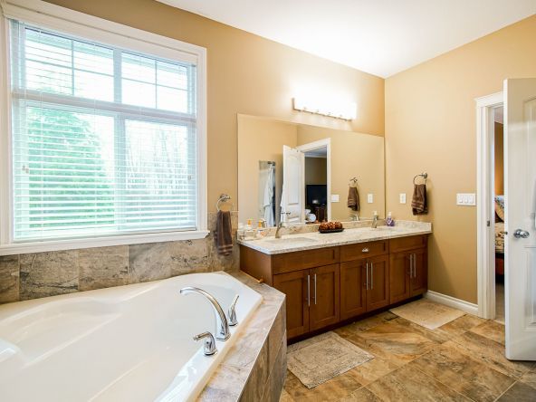 36217 Buckingham Drive Abbotsford-20