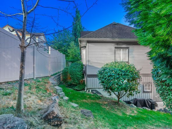 Unit 22 32501 Fraser Crescent Mission-31