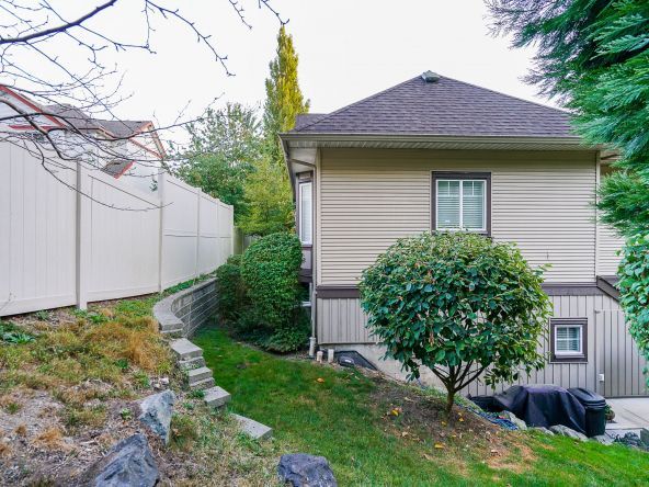 Unit 22 32501 Fraser Crescent Mission-29