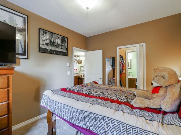 Unit 22 32501 Fraser Crescent Mission-23