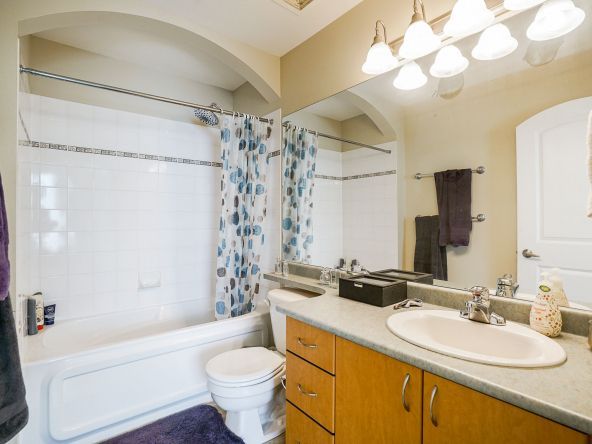 Unit 111 33485 South Fraser Way Abbotsford-29