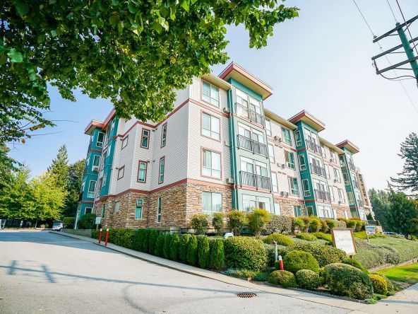Unit 111 33485 South Fraser Way Abbotsford-1