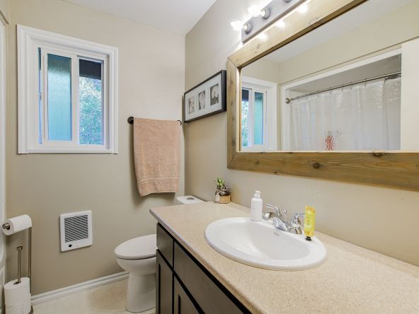 35290 Wells Gray Avenue Abbotsford-15