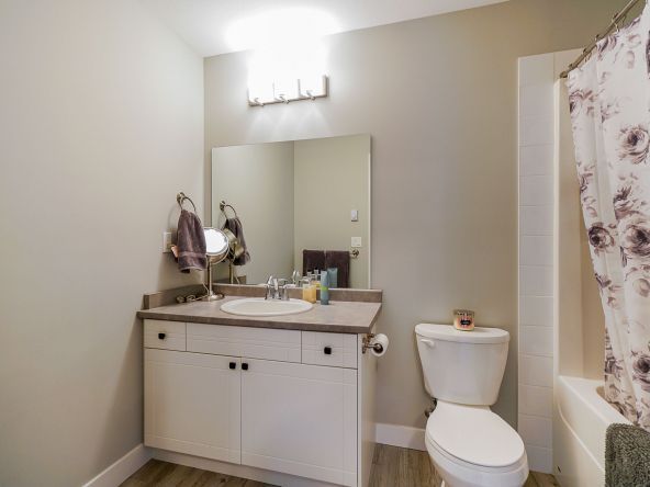 Unit 4 46504 Valleyview Road Chilliwack-35