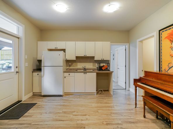 Unit 4 46504 Valleyview Road Chilliwack-34