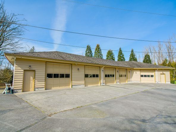 3905 Clearbrook Road Abbotsford-5