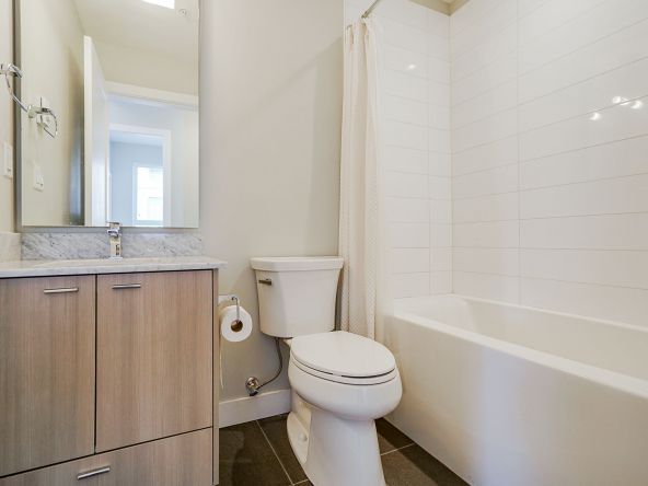 Unit 304 3080 Gladwin Road Abbotsford-16