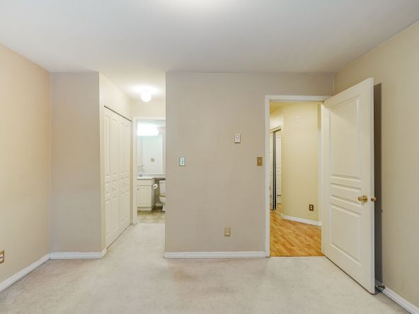 Unit 107 33480 George Ferguson Way Abbotsford-17