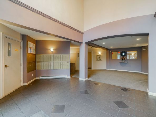 Unit 107 33480 George Ferguson Way Abbotsford-4
