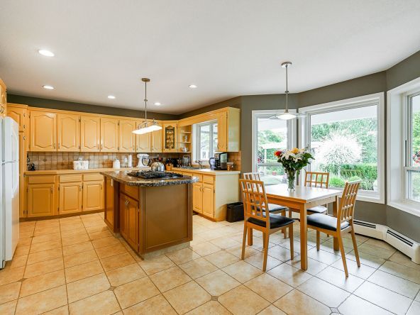 3698 Argyll Street, Abbotsford-13