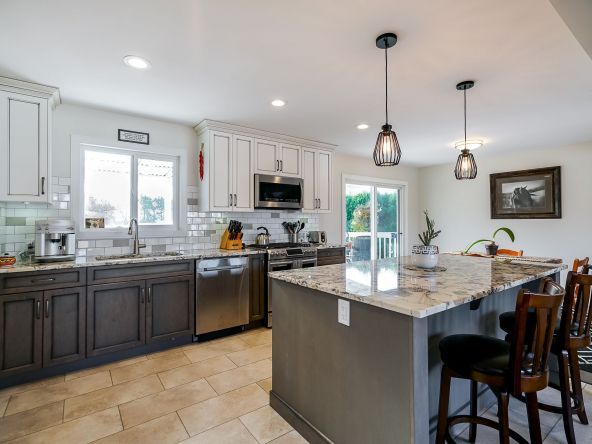 31954 Starling Avenue Mission-12