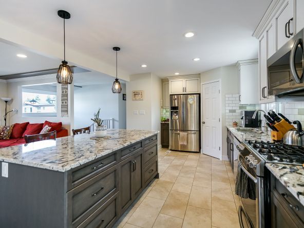 31954 Starling Avenue Mission-10