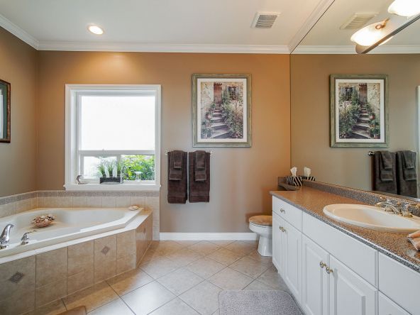 35647 Terravista Place, Abbotsford-25