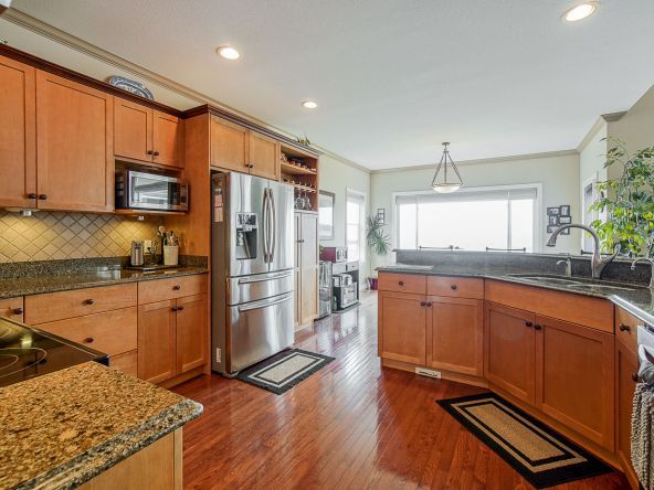 35647 Terravista Place, Abbotsford-12