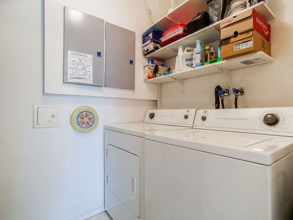 Unit 204 2964 Tretheway Street Abbotsford-22