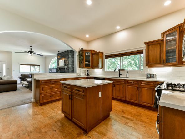 42717 Yarrow Central Road, Chilliwack-18