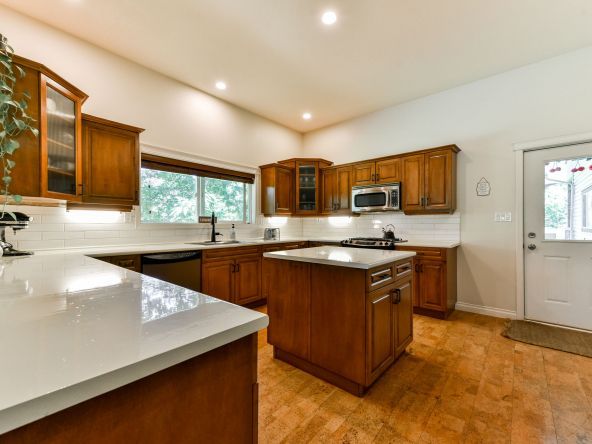 42717 Yarrow Central Road, Chilliwack-17