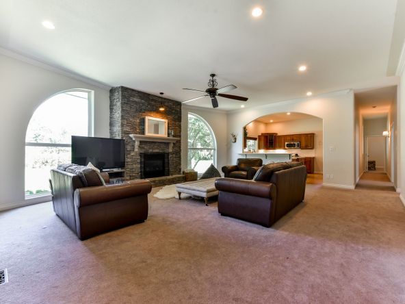 42717 Yarrow Central Road, Chilliwack-11