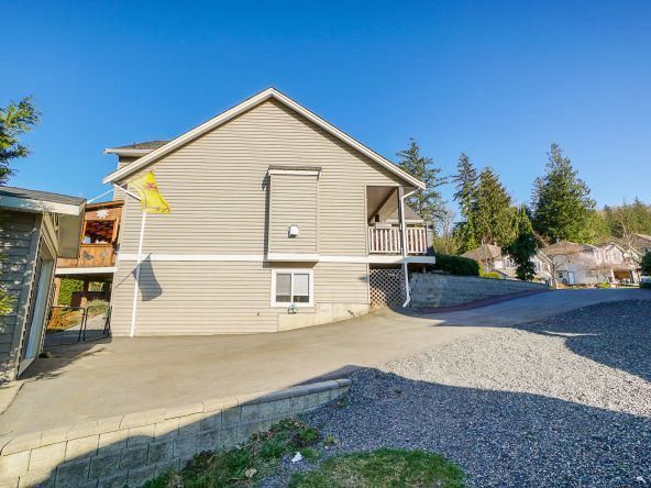 3758 Castle Pines Court, Abbotsford-55
