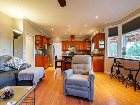 3758 Castle Pines Court, Abbotsford-19