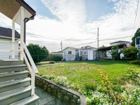 3046 Charles Street, Vancouver-21