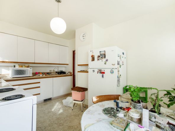 3046 Charles Street, Vancouver-12