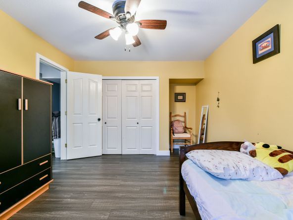 3925 Waterton Crescent, Abbotsford-15
