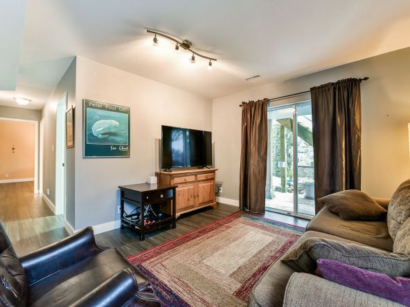 3925 Waterton Crescent, Abbotsford-9
