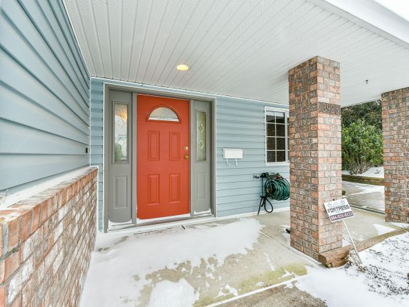 3925 Waterton Crescent, Abbotsford-3