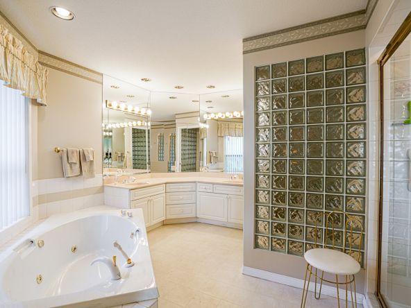 Unit 11 4001 Old Clayburn Road Abbotsford-26