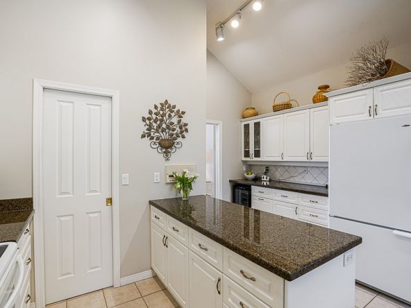 Unit 11 4001 Old Clayburn Road Abbotsford-11