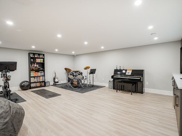 34565 Delair Road Abbotsford-39