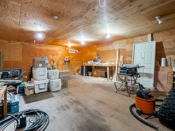 5730 Carmen Court Abbotsford-45