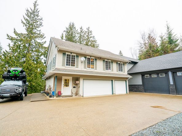 5730 Carmen Court Abbotsford-14