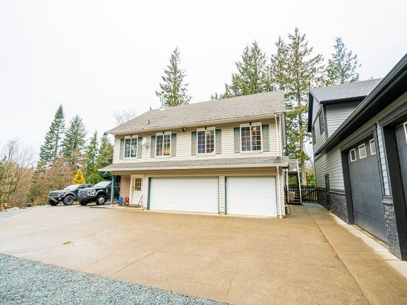 5730 Carmen Court Abbotsford-12