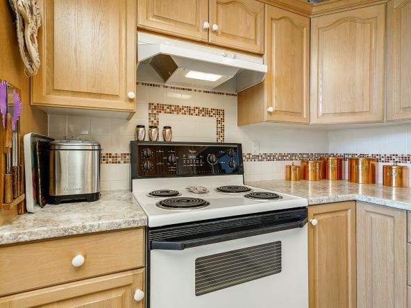 Unit 134 4001 Old Clayburn Road Abbotsford-10