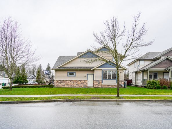 4250 Tom Thomson Court Abbotsford-6