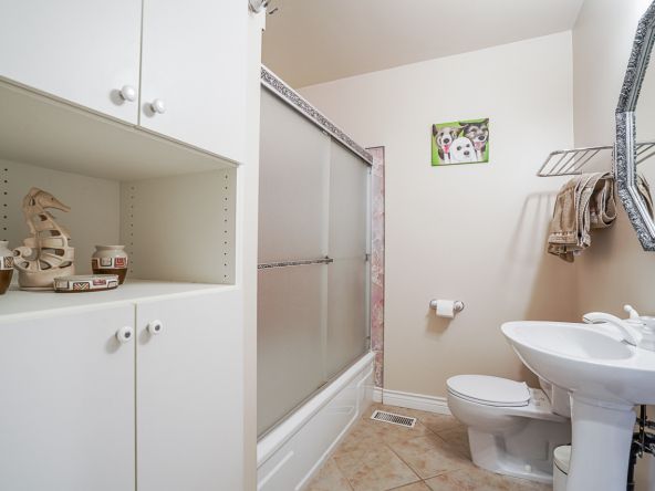 33286 Robertson Avenue Abbotsford-20