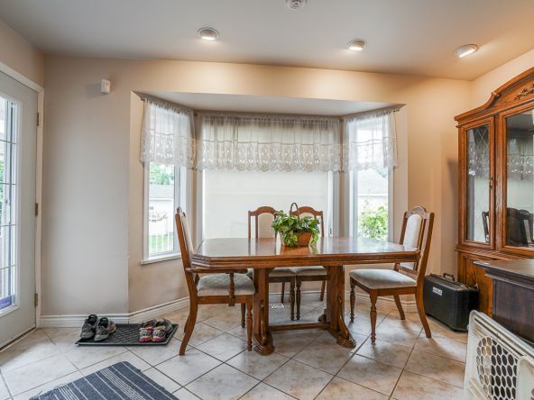 33286 Robertson Avenue Abbotsford-14